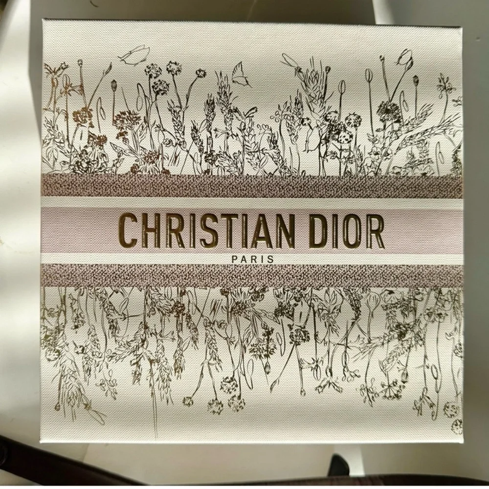 ✨💎DIOR💎✨LIMITED EDITION BOX! - Picture 2 of 5